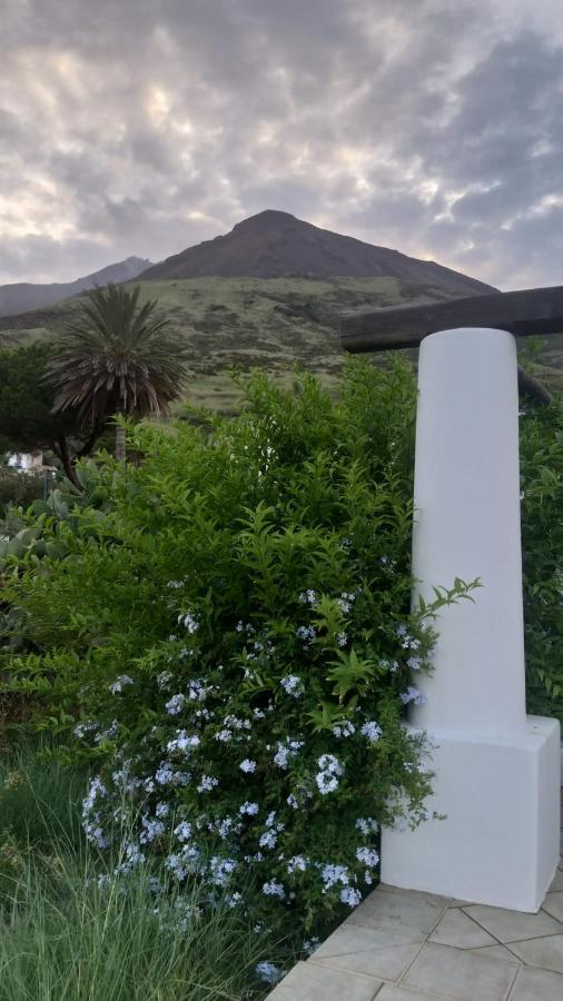 The Lighthouse Room Stromboli Bagian luar foto