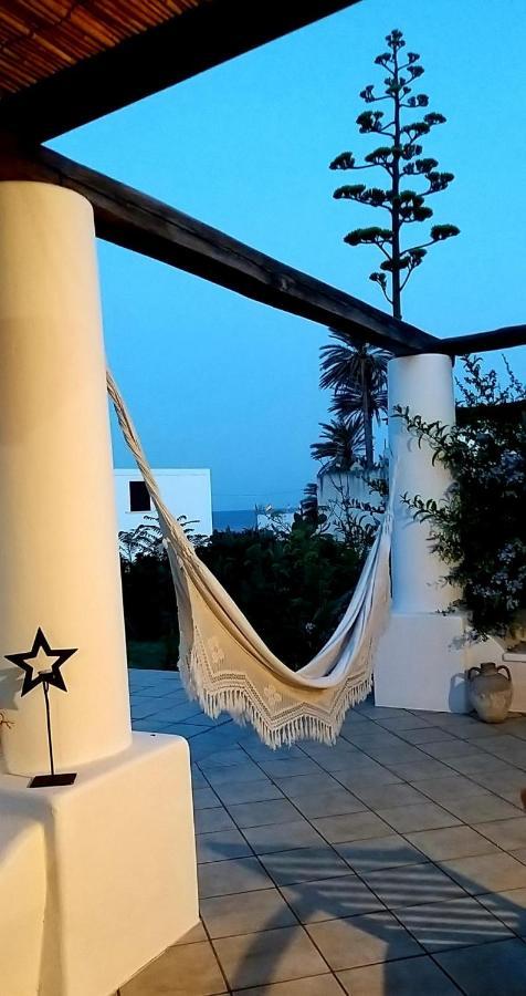 The Lighthouse Room Stromboli Bagian luar foto